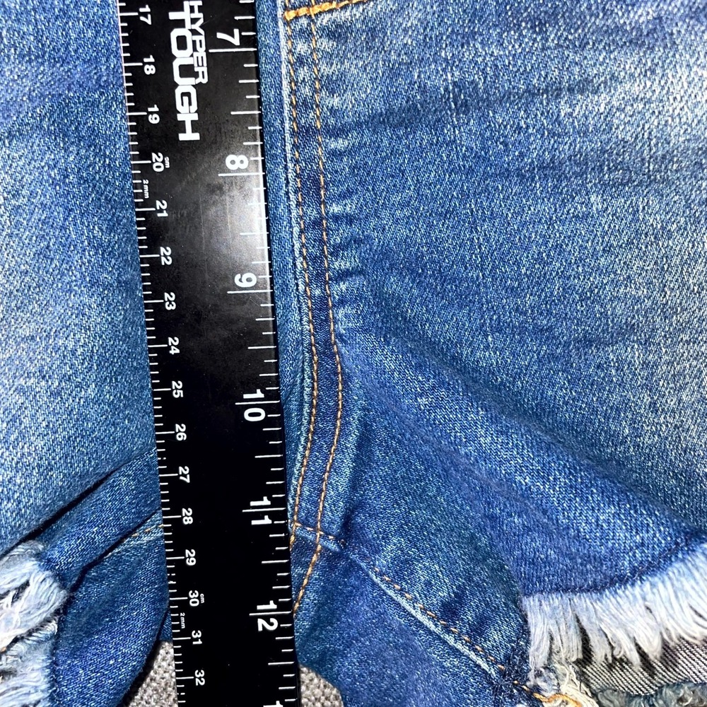 No Boundaries Overall Shorts Womens 2XL Blue Denim high Rise Frayed Hem V Neck - Picture 12 of 14